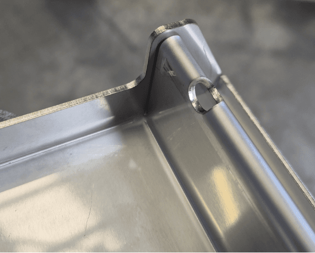 pièce pliée en tôle inox